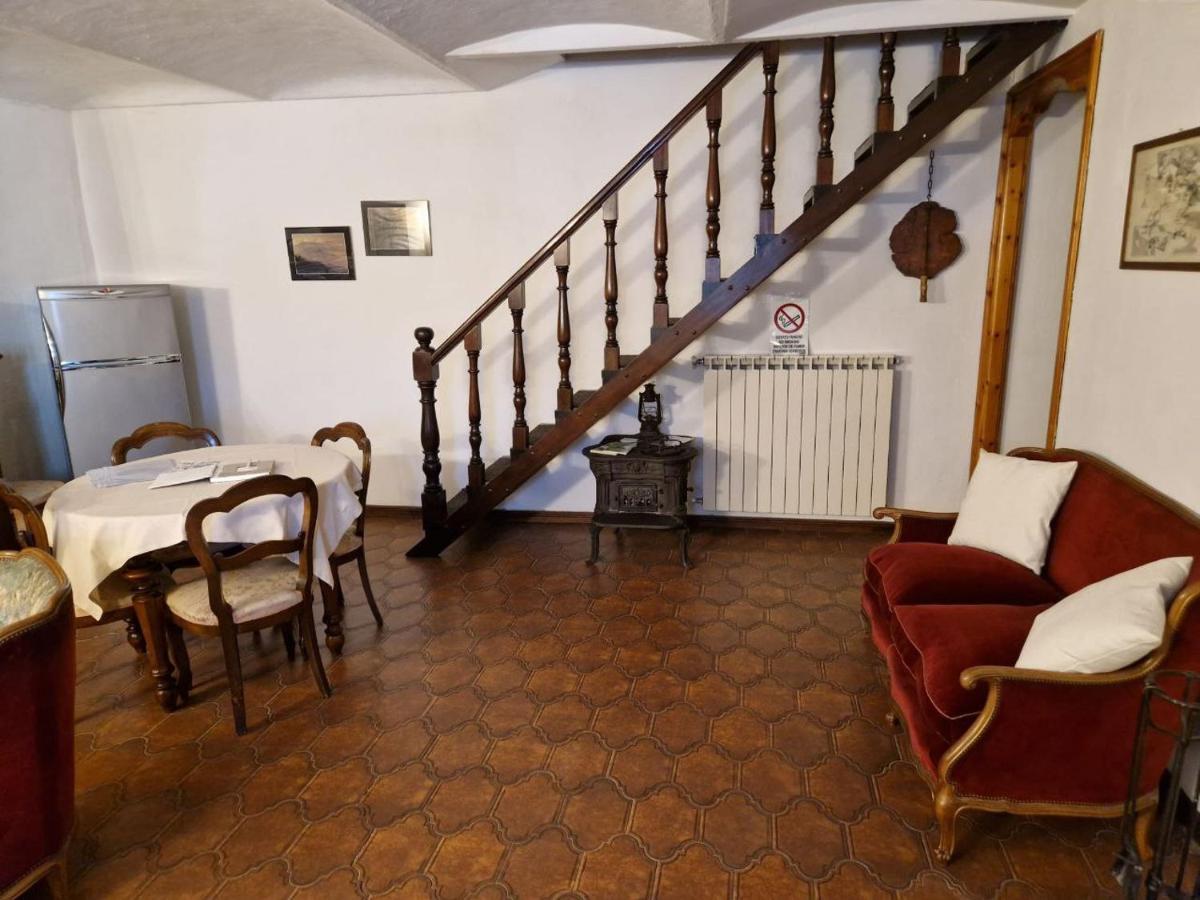 Chalet Nelle Vigne Novello Buitenkant foto