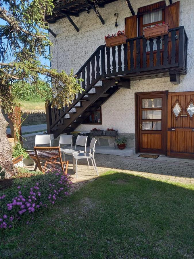 Chalet Nelle Vigne Novello Buitenkant foto